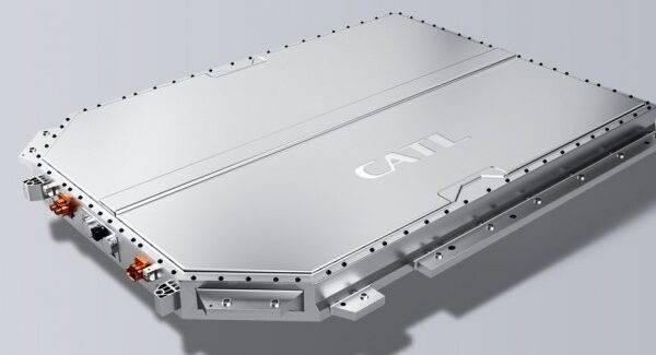 Японія зменшила підтримку електрокарів з акумуляторами з Китаю