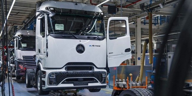 Вантажні автовиробники змінюють дислокацію в Східну Європу.