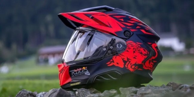 Україна запроваджує новий стандарт безпеки мотоциклетних шоломів ECE 22.06.