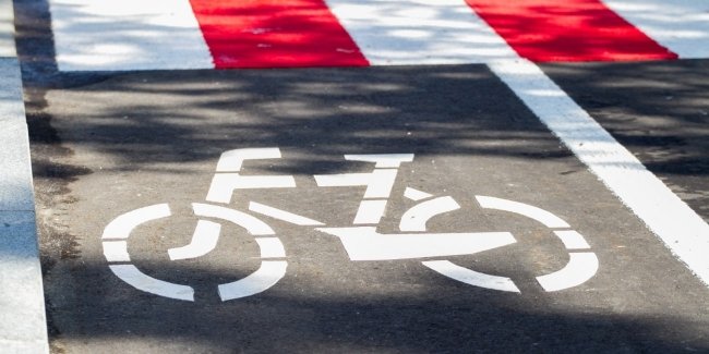 Розвиток велоінфраструктури у столиці: протягом 2026-2027 років «Київавтодор» планує впровадити 4 веломаршрути