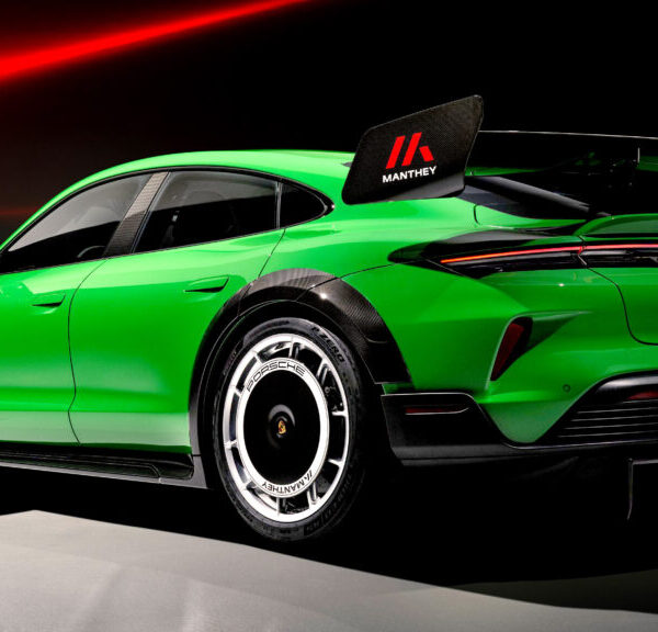 Xiaomi SU7 Ultra утримував корону чемпіонату з електромобілів Нюрбургрингу, поки Porsche не захотів її&hellip;