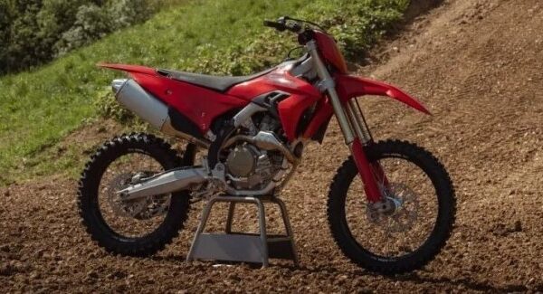 Ducati показує новий кросовий мотоцикл Desmo250 MX