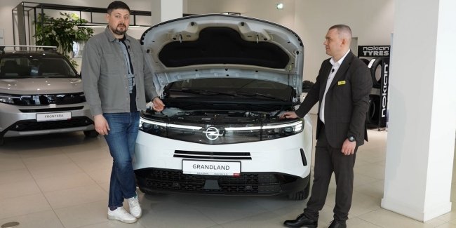 У травні українці надавали перевагу автомобілям на бензиновому паливі.