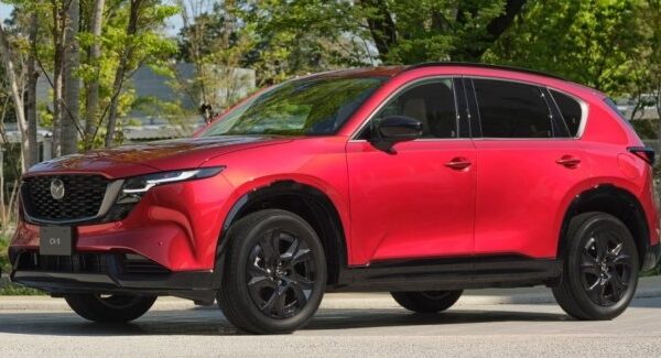 Японія переживає бум попиту на новий кросовер Mazda CX-5