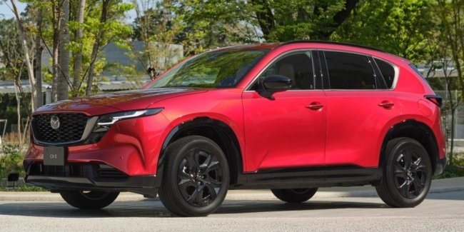 Японія переживає бум попиту на новий кросовер Mazda CX-5