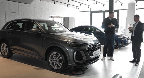 Реалізація свіжих автомобілів в Україні скоротилася
