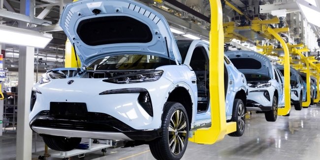 BYD перервала найдовшу в своїй історії серію падіння продажів