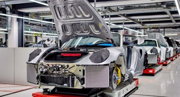 Porsche погодить новий план економії до липня.