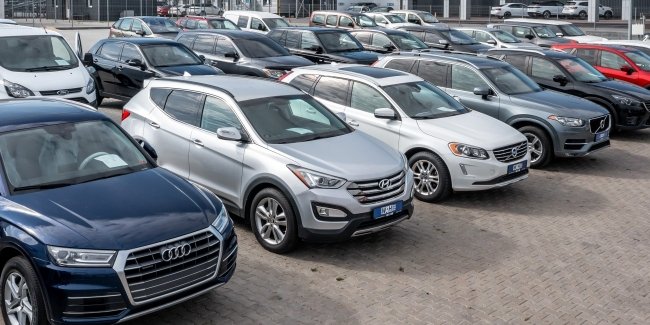 Імпорт вживаних авто з ЄС «застиг» в Україні