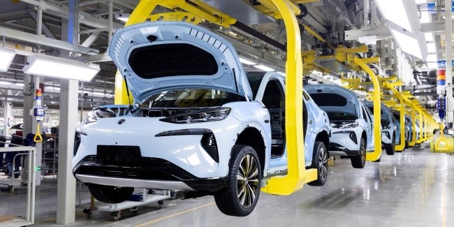 Китайська компанія BYD має намір зайняти лідируючі позиції серед світових виробників автомобілів