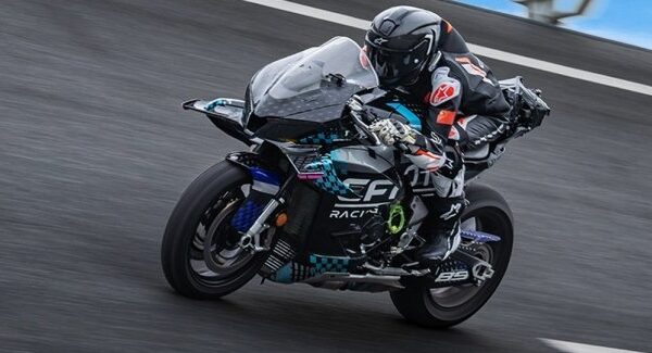CFMoto V4 SR-RR встановив новий швидкісний рекорд у Китаї