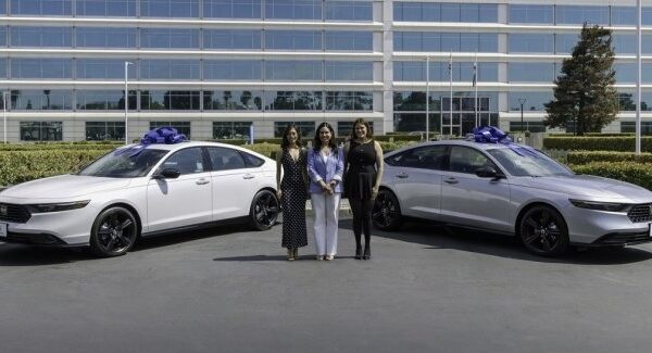 Honda Accord досягла рубежу в 15 мільйонів проданих одиниць у Сполучених Штатах.