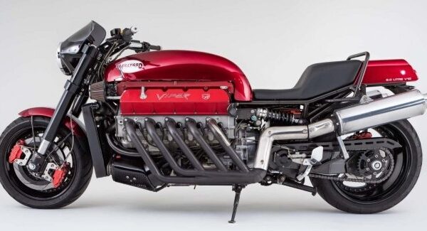 На аукціоні продають незвичайний мотоцикл Millyard Viper V10