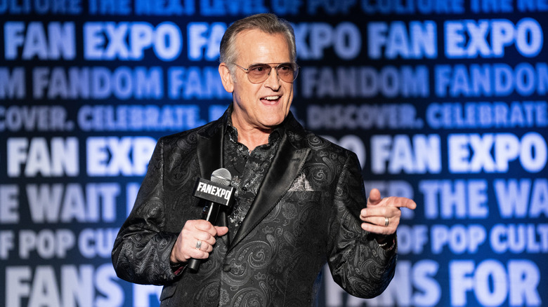 Брюс Кемпбелл відвідує FAN EXPO New Orleans 2024 у Ernest N. Morial Convention Center 7 січня 2024 року в Новому Орлеані, Луїзіана.
