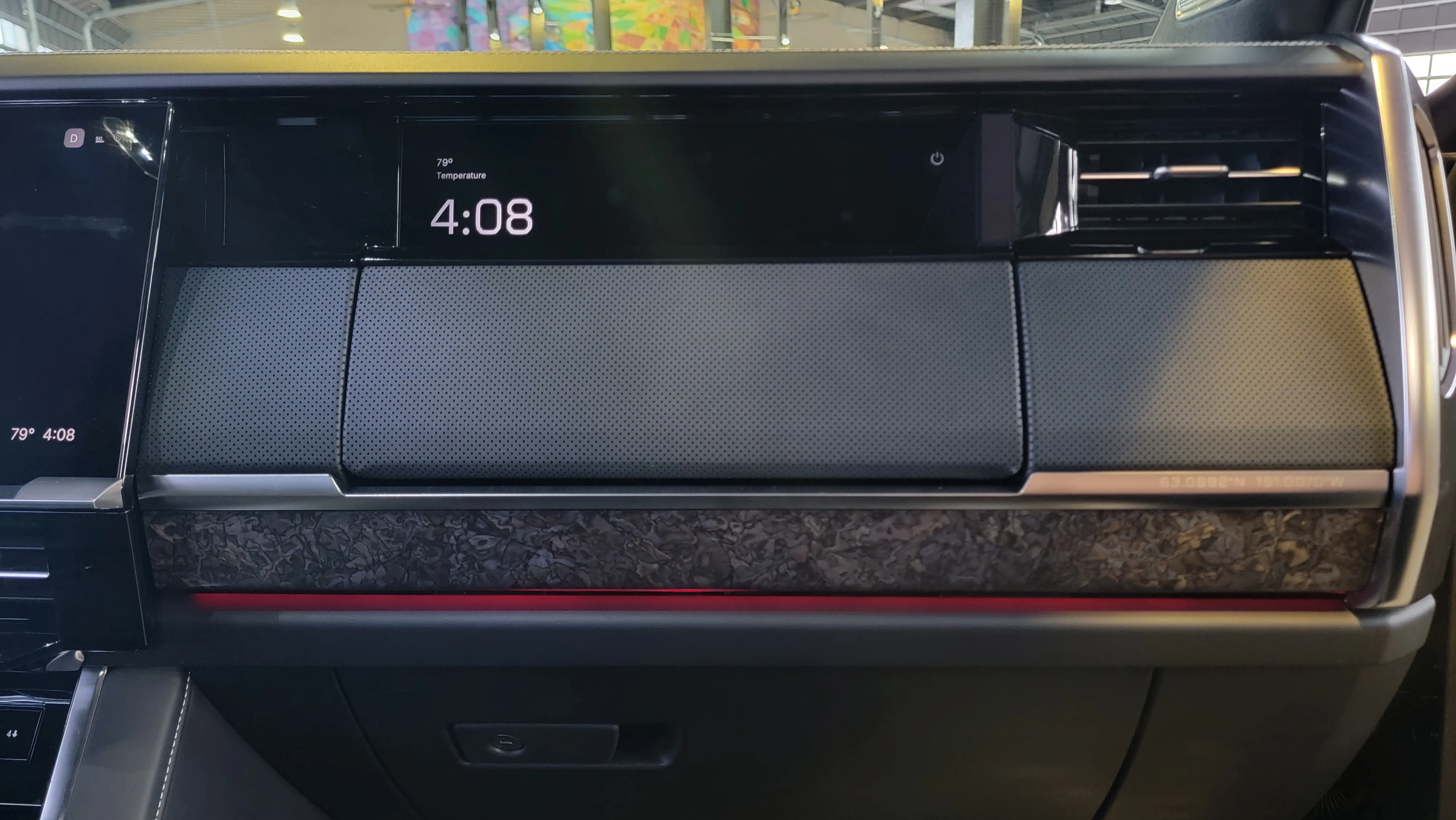 Рельєфні деталі 2027 GMC Sierra 1500 Denali Ultimate