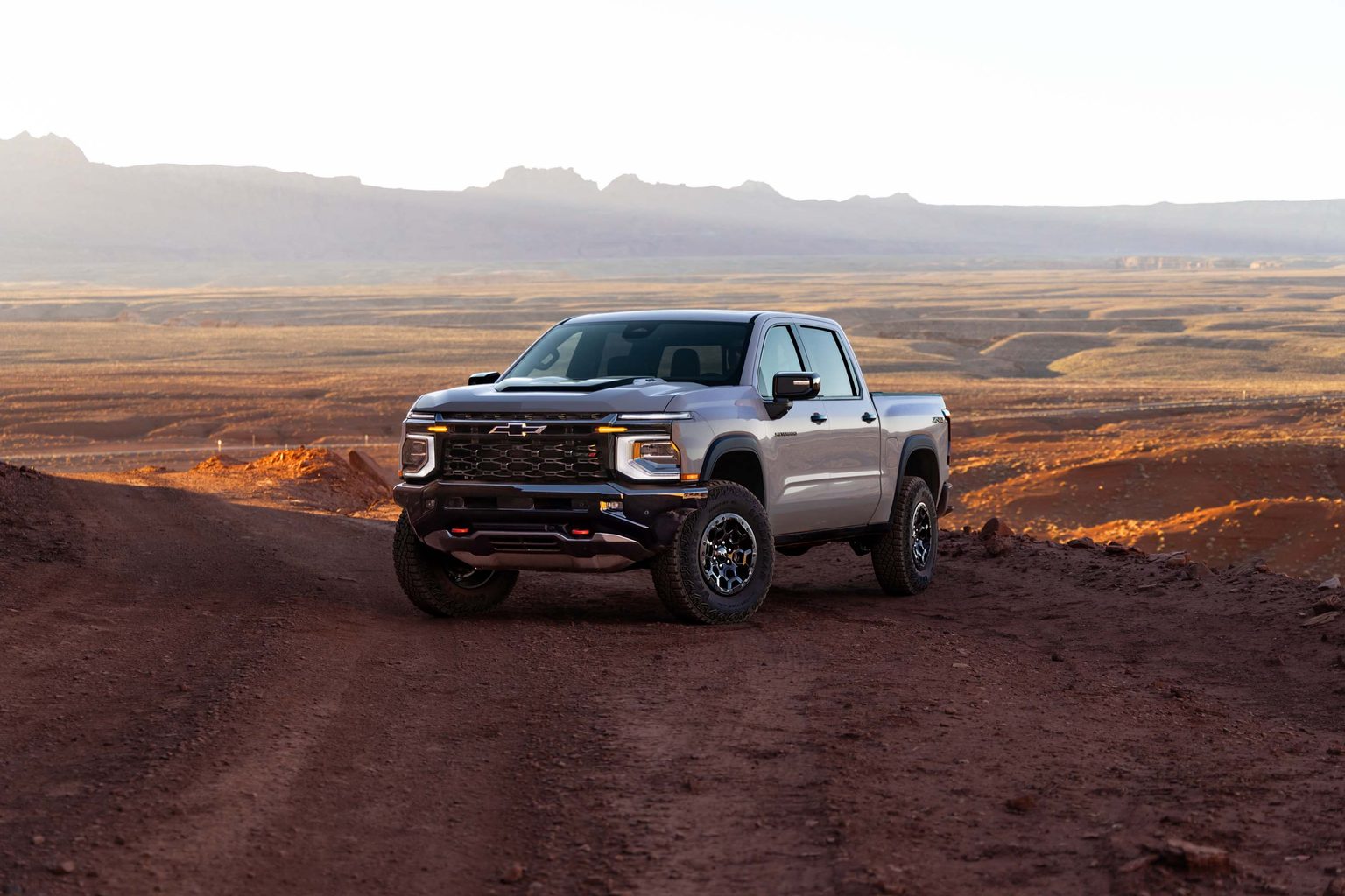 2027 Chevrolet Silverado 1500 ZR2