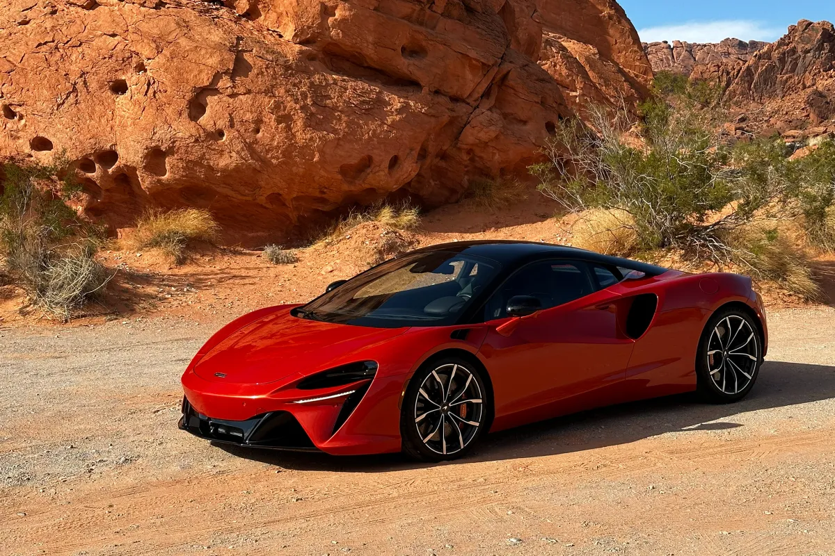 McLaren Artura
