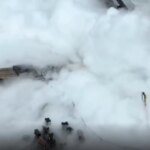 Вантажівка перекинулася на трубопровід: зона стала забороненою для польотів
