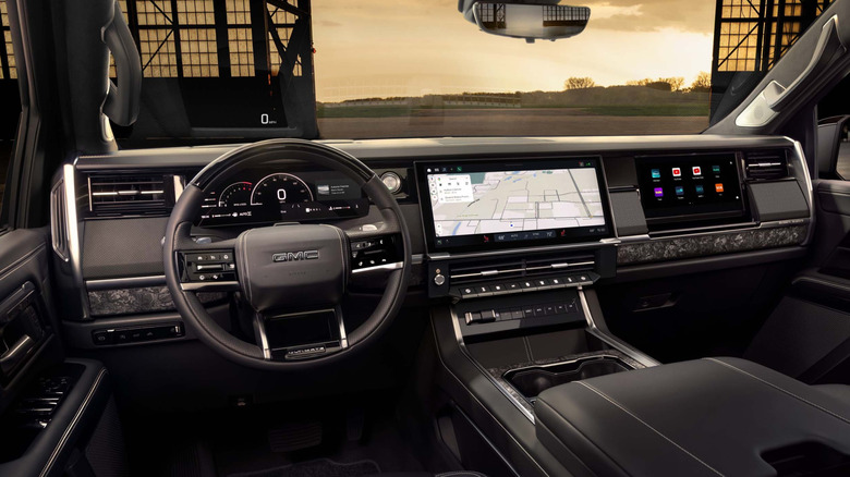 Салон нового GMC Sierra