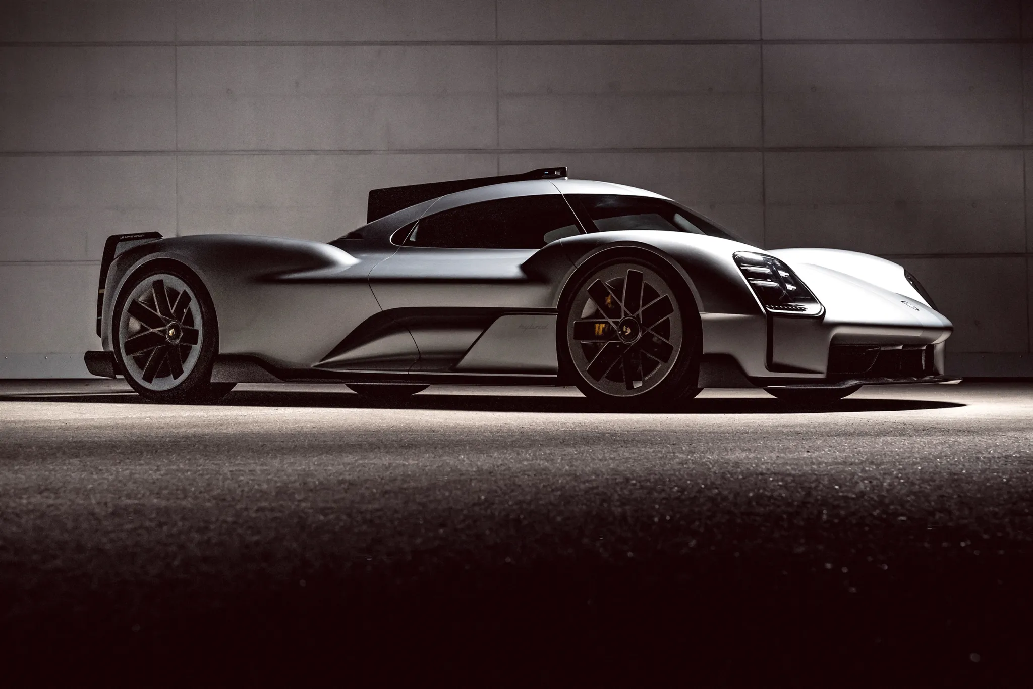Porsche 919 Street front 3/4 view