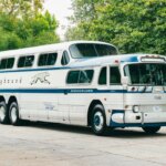 Продається автобус Greyhound Scenicruiser 1954 року: збережена легенда транспортних подорожей