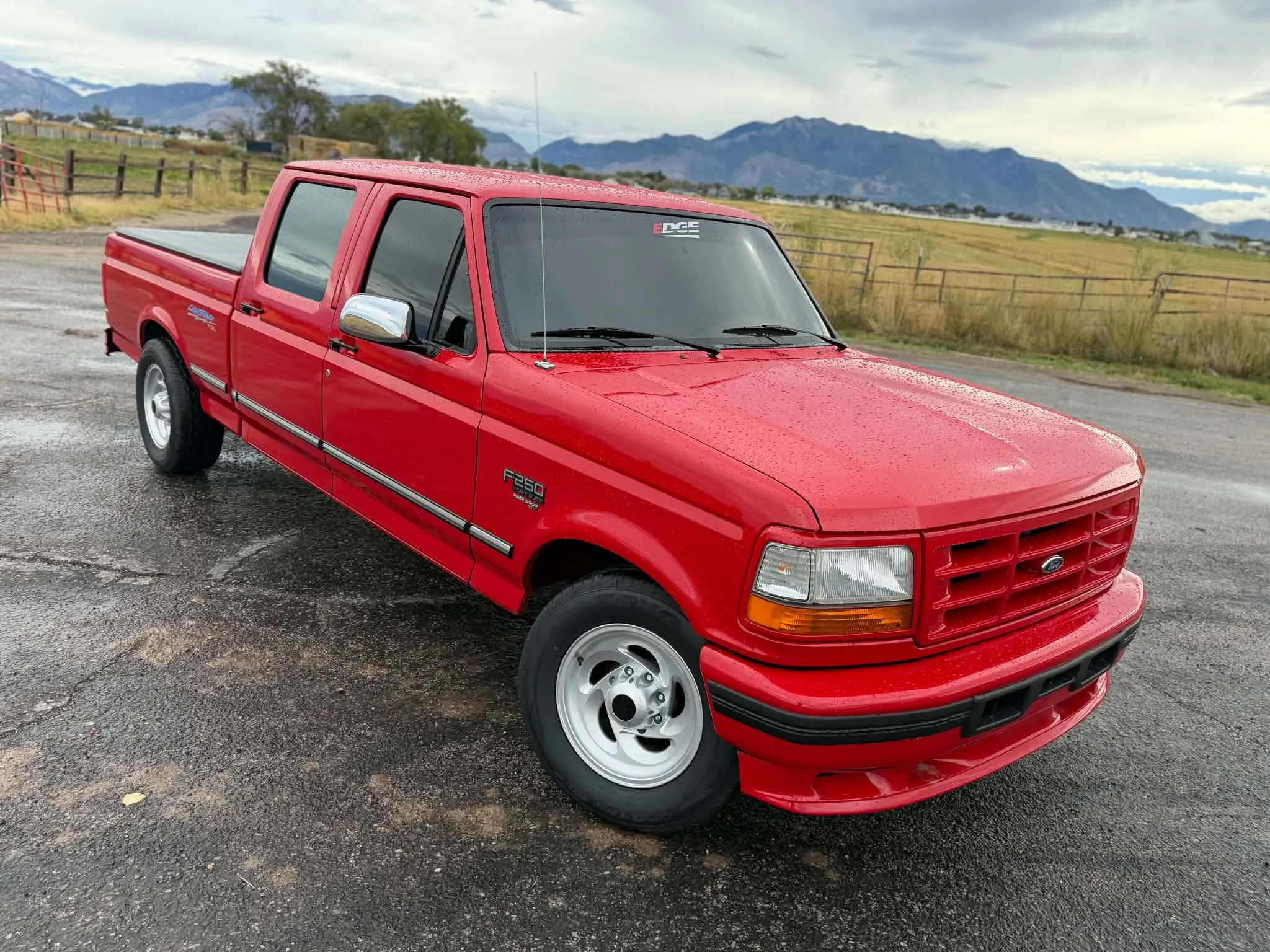 Ford F-250 Lightning clone
