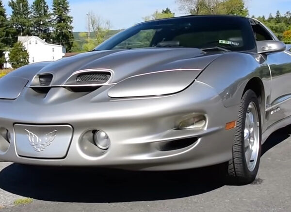 Pontiac: 7 моделей 2000-х, що довели: бренд ще мав порох у порохівницях