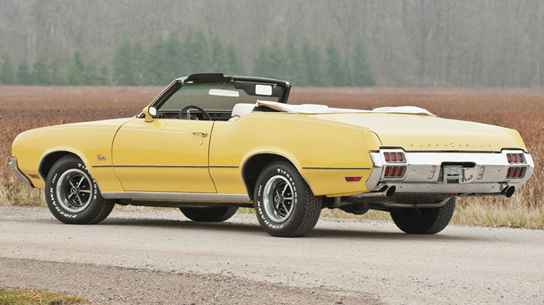 Oldsmobile Cutlass