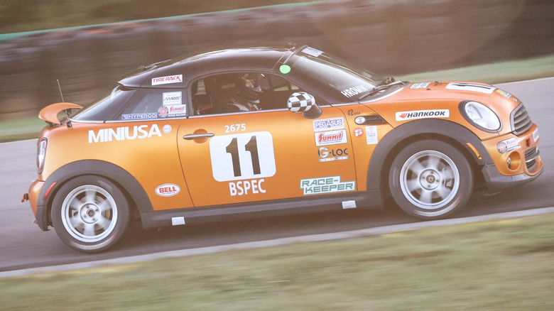Mini Cooper Coupe, переможець класу Spec B SCCA