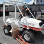 Спеціаліст відродив унікальний трактор Kubota з 80-х