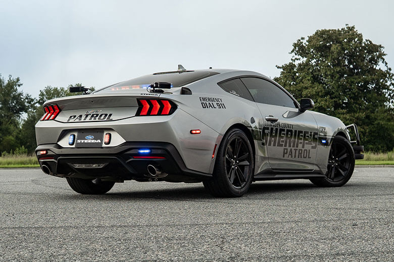 Модернізований Ford Mustang для поліції