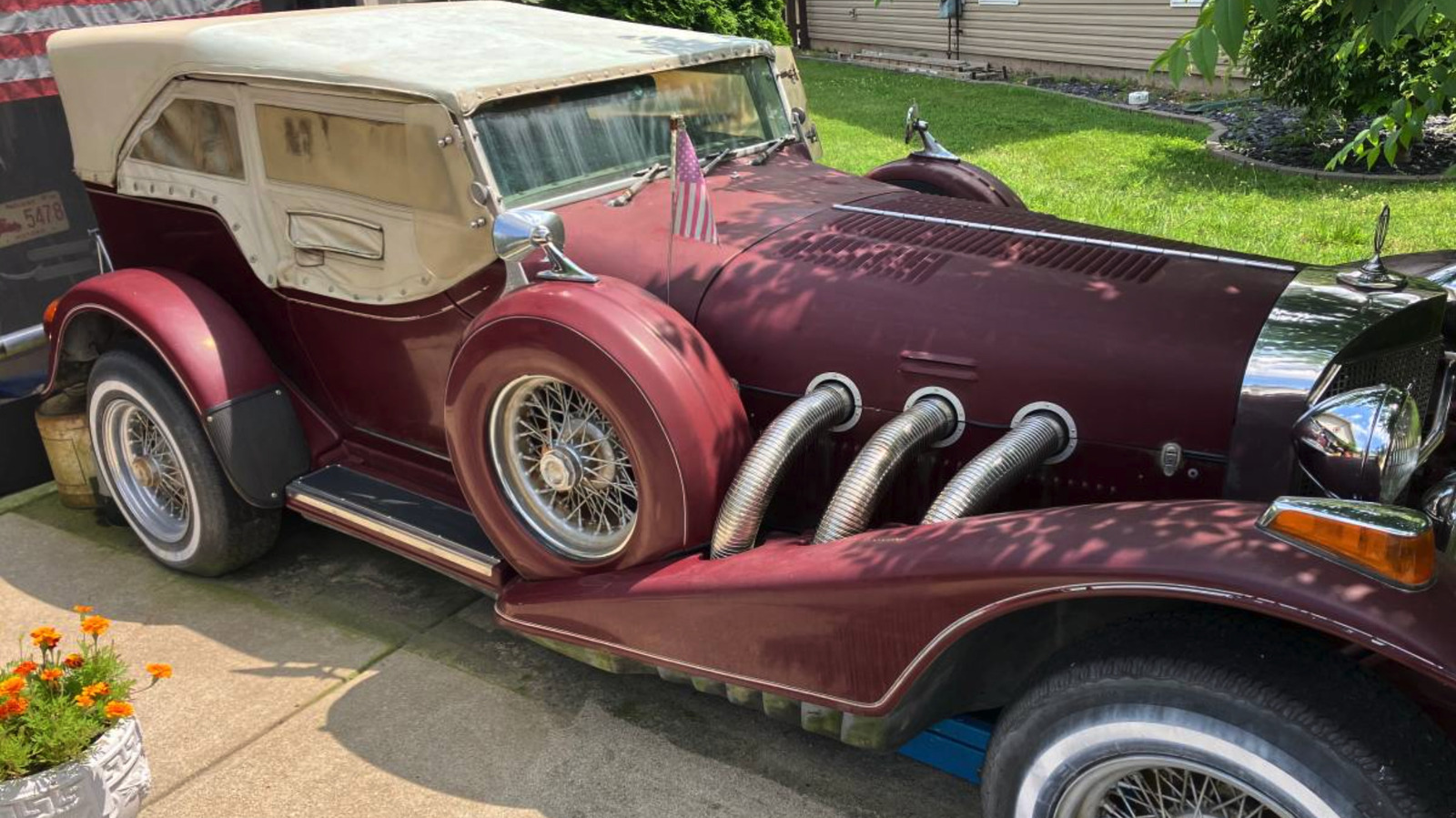 1976 Excalibur Phaeton