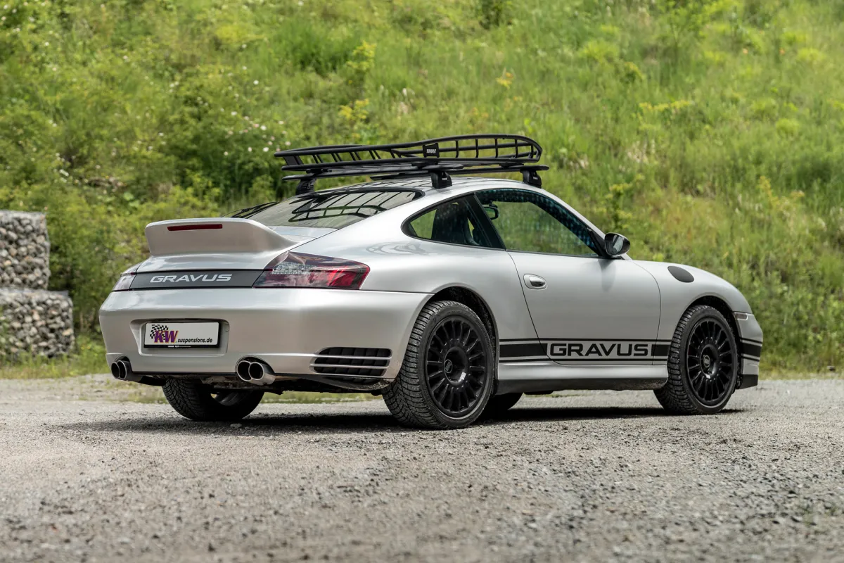 Porsche 911 в стилі Safari з новою підвіскою KW