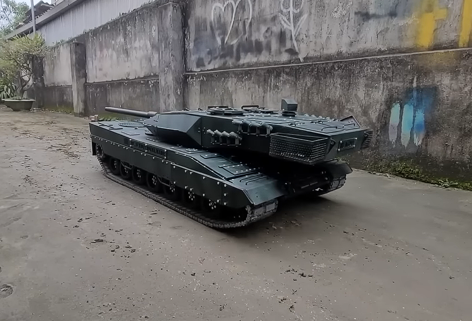 Іржавий вигляд радіокерованого танка