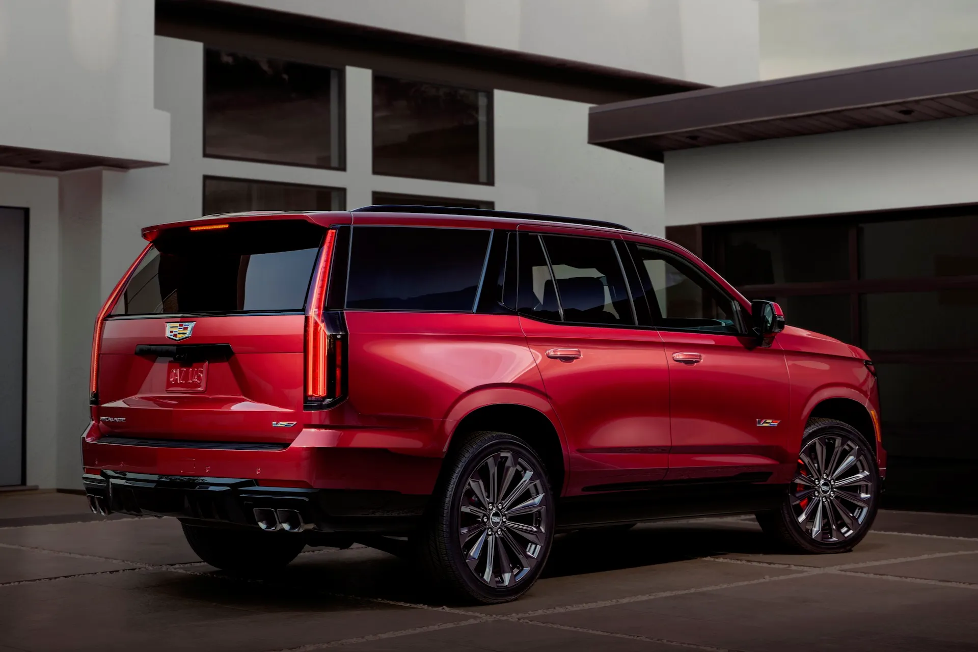 Задній вид Cadillac Escalade-V 2025