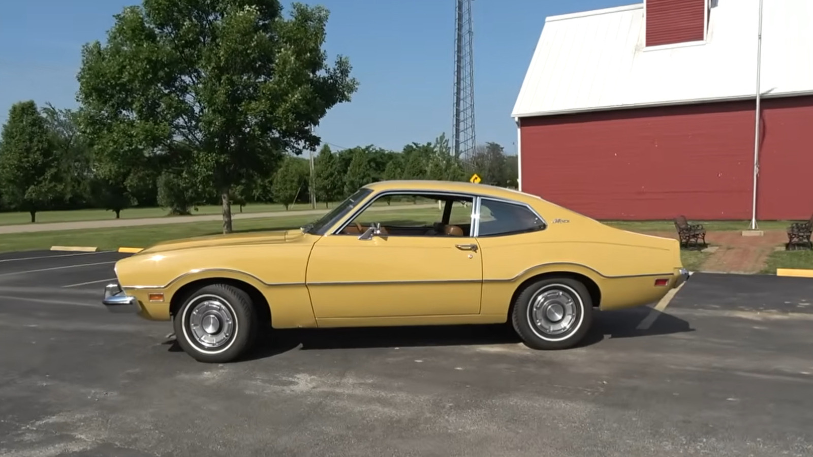 Ford Maverick V8