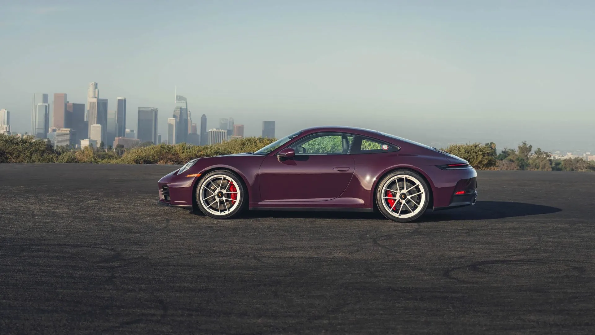 Porsche 911 Carrera S manual interior