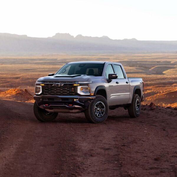 Власники Chevrolet Silverado та Colorado стикаються з масовими витоками оливи