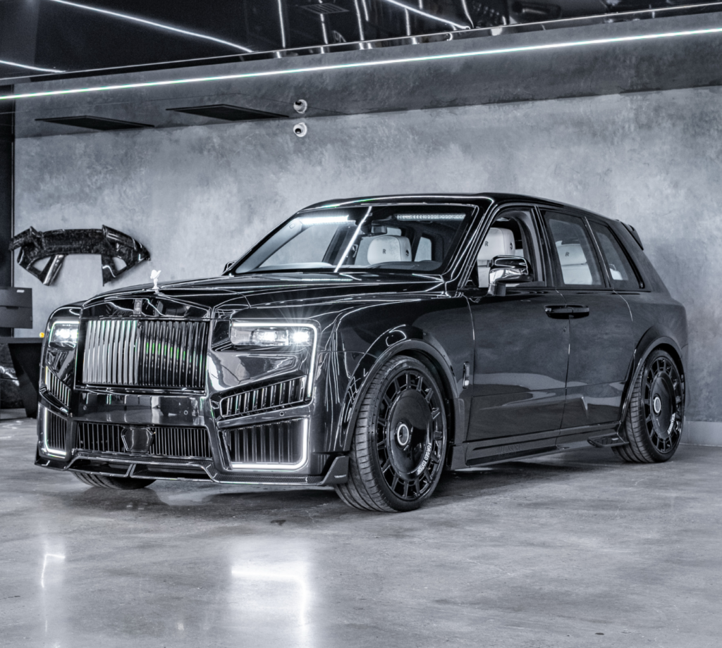Броньований Rolls-Royce Cullinan від Mansory