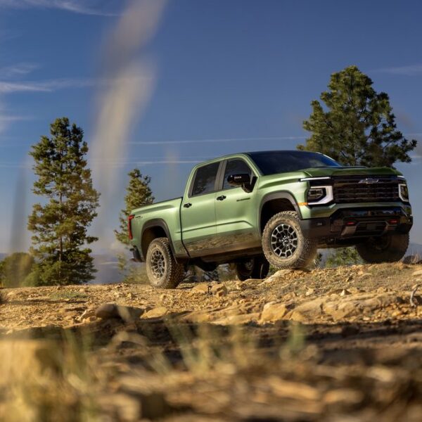 Новий 6.6-літровий V8 від GM потужністю 481 к.с. встановлять на Silverado та Sierra 2027 року