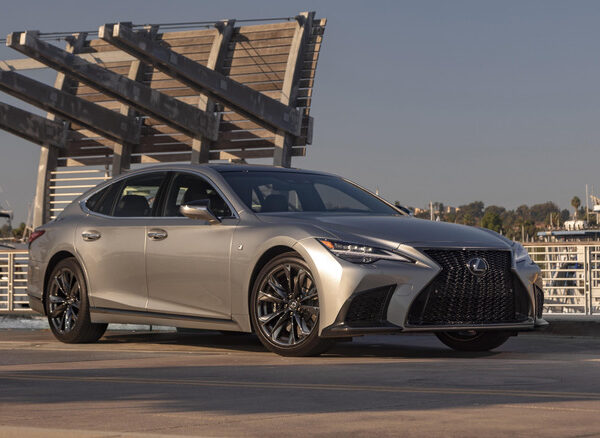Скільки втратив у ціні Lexus LS 500 за 5 років