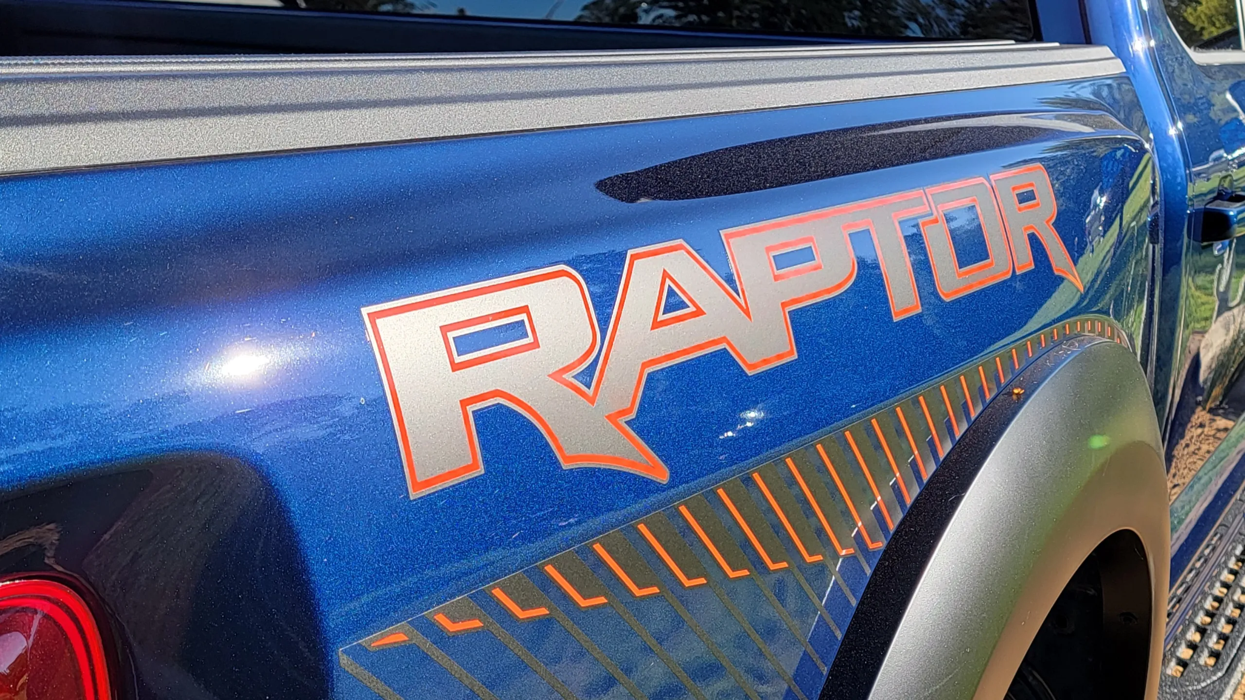 Ford F-150 Raptor Low
