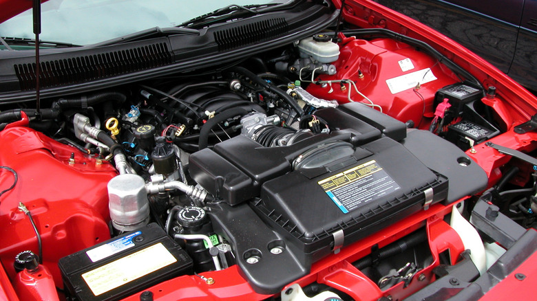 Двигун LS1 у Chevrolet Camaro Z/28 1998 року
