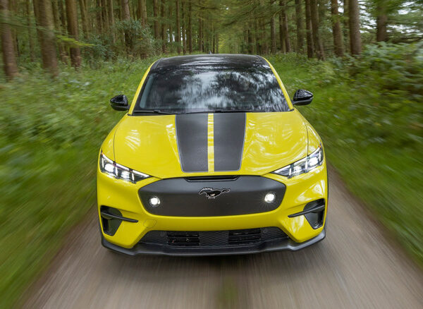 Ford Mustang Baja: Позашляховий монстр знову виїхав на зустріч дилерам
