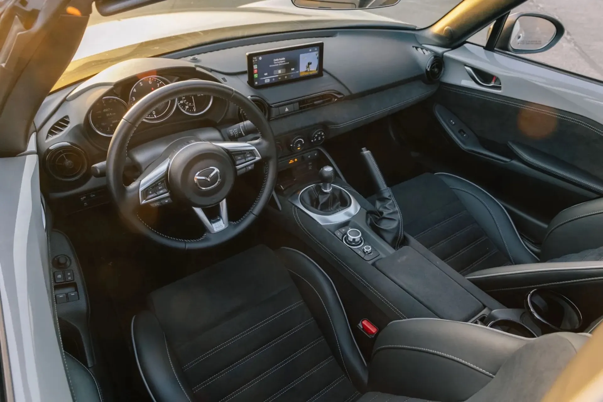 Інтер'єр Mazda MX-5 RF Club