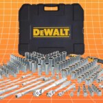 Розпродаж інструментів: знижки до 52% на набори DeWalt, Craftsman та інших брендів