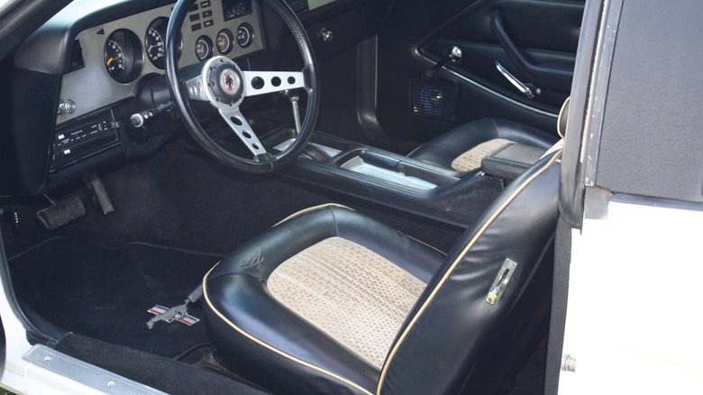 Сидіння та панель приладів Ford Mustang II Liftback 1978 року