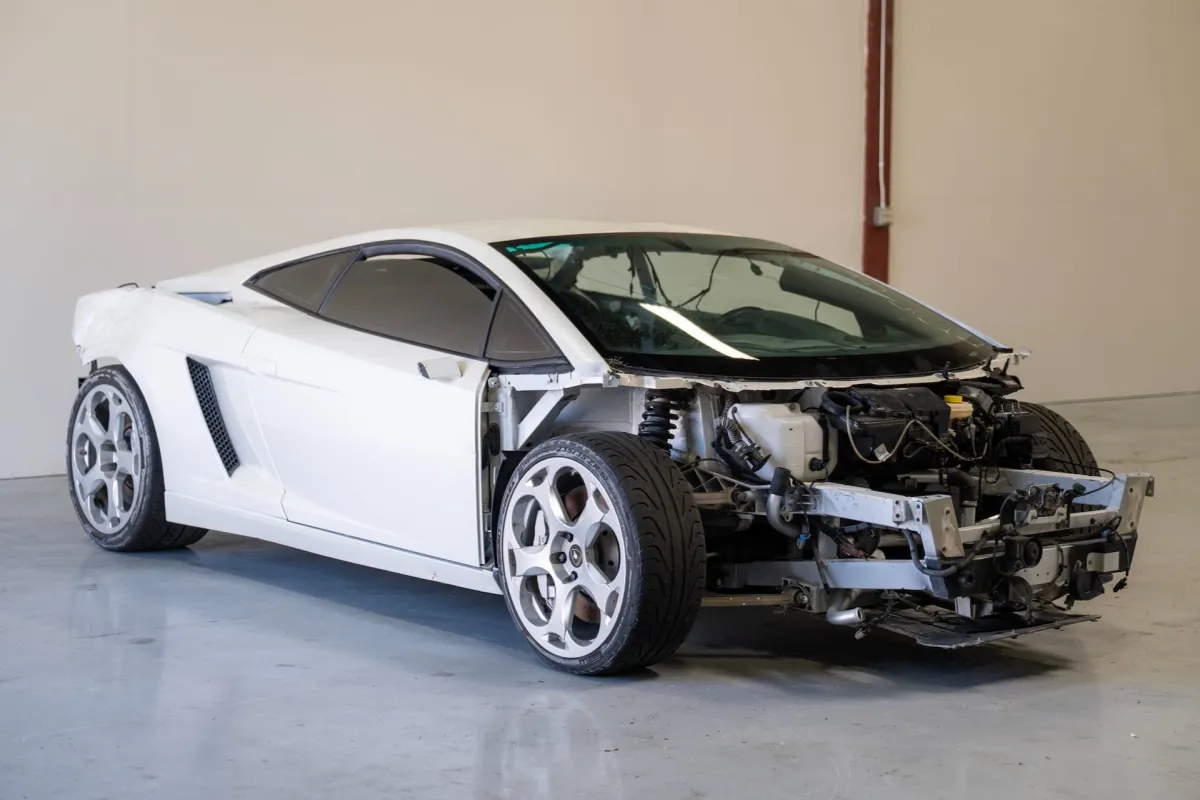 Пошкоджений Lamborghini Gallardo 2007 року