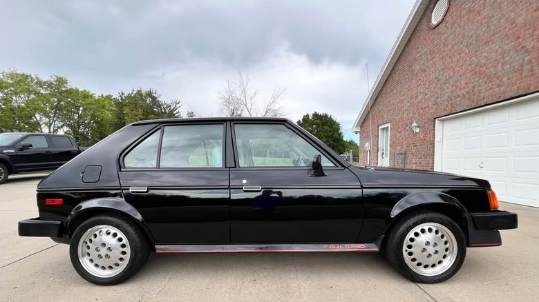 Dodge Omni Shelby GLH-T 1986 року, вид збоку