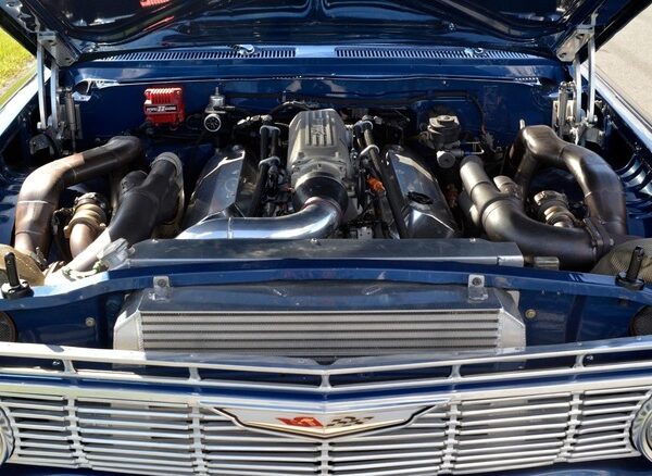 Продається Impala Bubbletop 1961 року з 16 тисячами миль та потужним двигуном